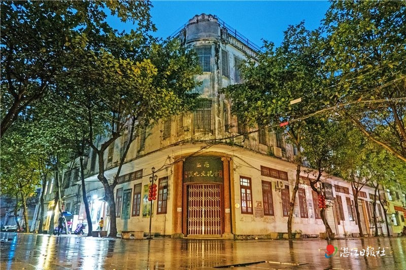 湛江古玩文化城.jpg