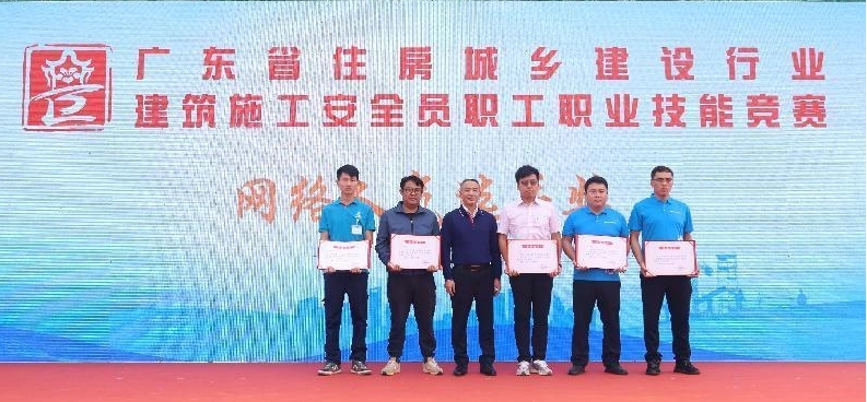 获得“网络人气选手奖”的选手.jpg