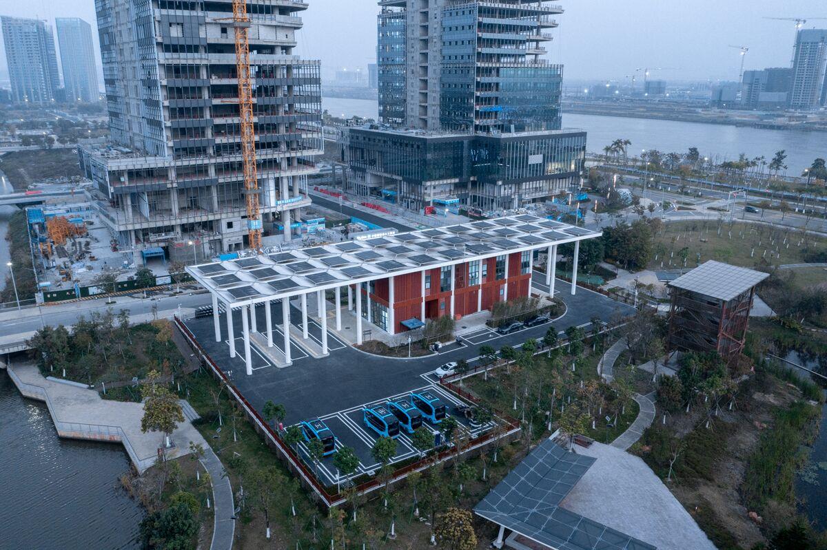 南沙新区明珠湾区起步区一期（灵山岛尖）公交站场.jpg